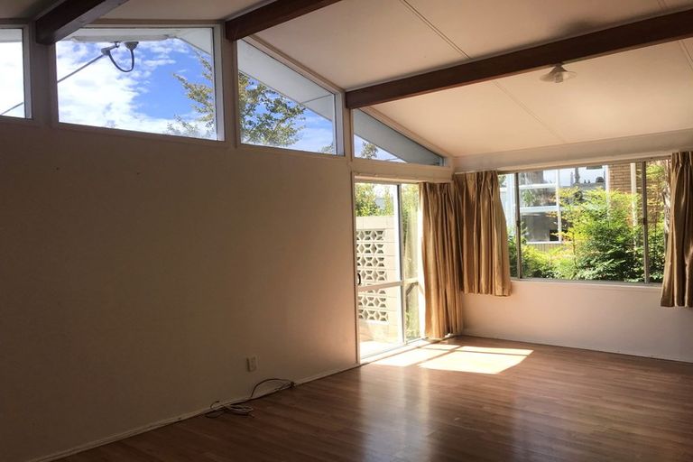 Photo of property in 30 Killarney Avenue, Torbay, Auckland, 0630