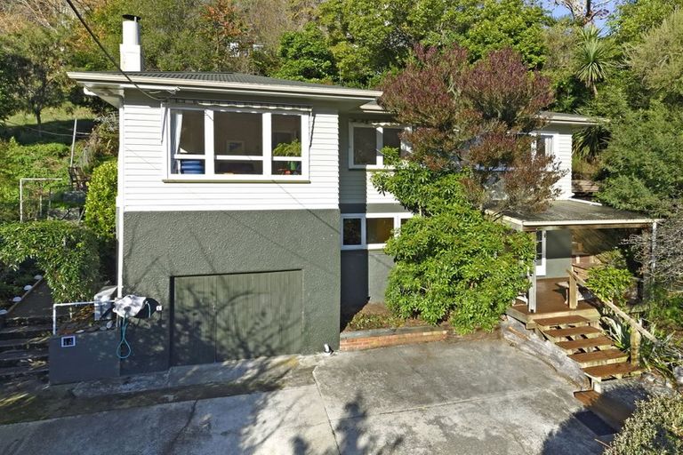 Photo of property in 18 Mill Street, Maitai, Nelson, 7010