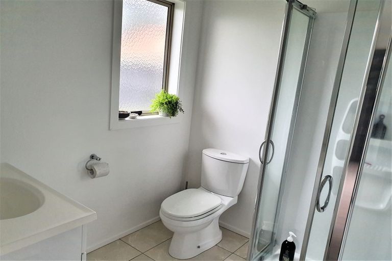 Photo of property in 44 Bell Road, Waiwhetu, Lower Hutt, 5010