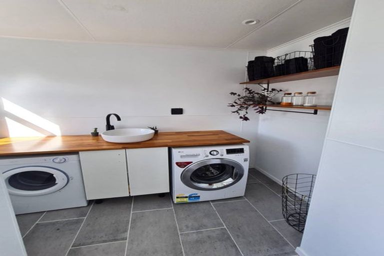 Photo of property in 53 Beaumaris Crescent, Ascot Park, Porirua, 5024