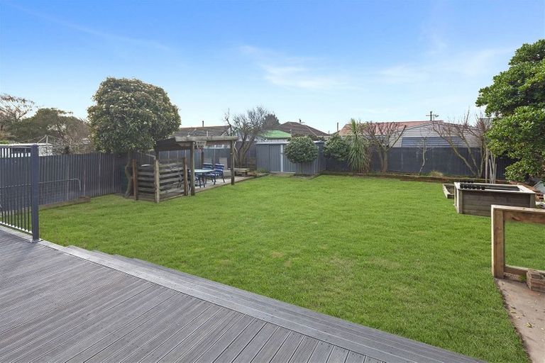 Photo of property in 239 Breezes Road, Aranui, Christchurch, 8061