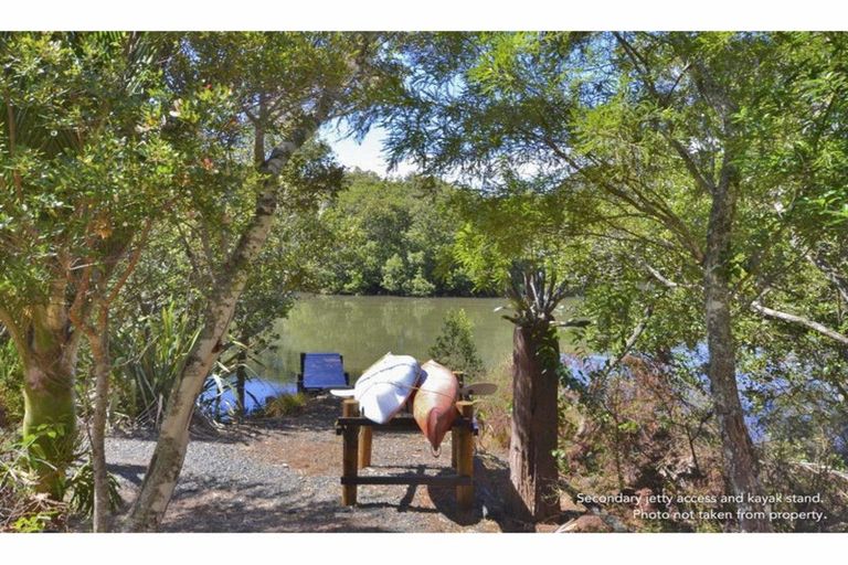 Photo of property in 4 Lensvelt Lane, Kerikeri, 0230