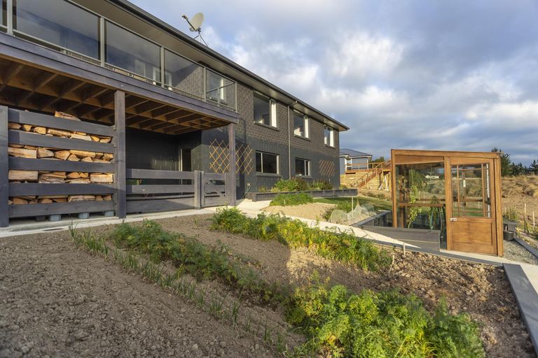 Photo of property in 13 Grove Avenue, Weston, Oamaru, 9401