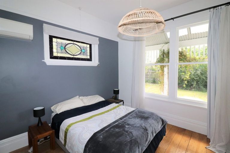 Photo of property in 98 Somerfield Street, Somerfield, Christchurch, 8024