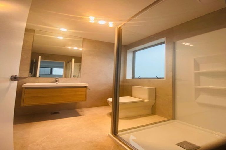 Photo of property in 41 Oyster Drive, Whenuapai, Auckland, 0618