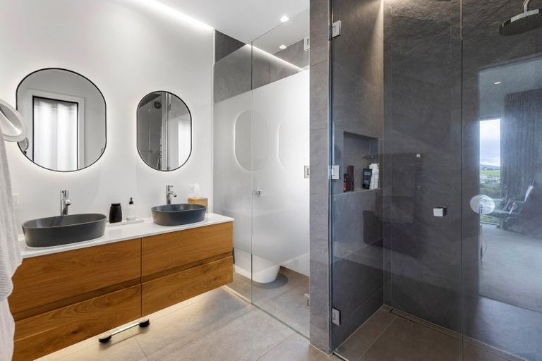 Photo of property in 8 Puna Street, Orakei, Auckland, 1071