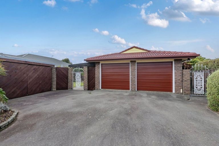 Photo of property in 16 Regent Avenue, Rangiora, 7400