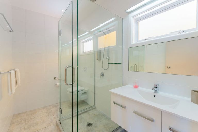 Photo of property in 10 Coutts Avenue, Paihia, 0200