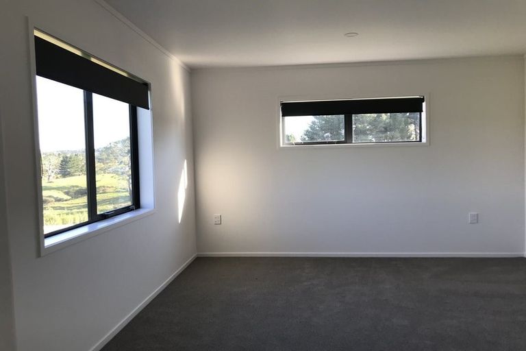 Photo of property in 62 Gervin Road, Wainui, Silverdale, 0992