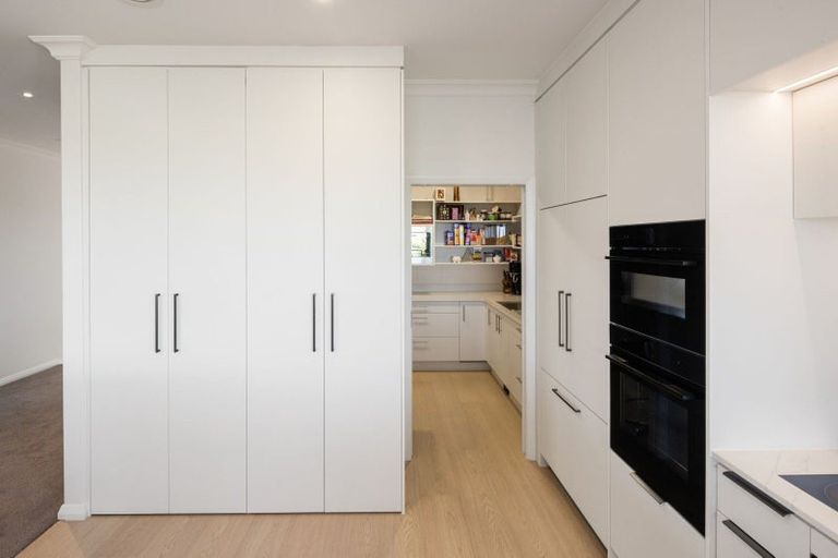 Photo of property in 27 Dalethorpe Avenue, Fairfield, Hamilton, 3214