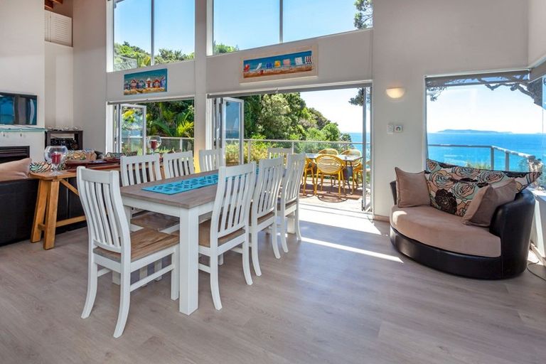 Photo of property in 102 Waihirere Drive, Tuateawa, Coromandel, 3583