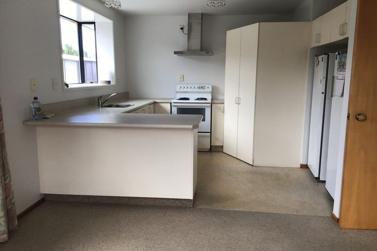 Photo of property in 65 Fern Drive, Halswell, Christchurch, 8025