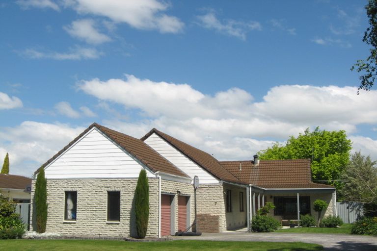 Photo of property in 7 Chipping Lane, Redwood, Christchurch, 8051