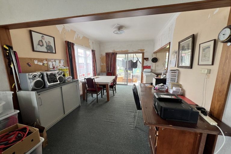 Photo of property in 37 Christian Street, Dannevirke, 4930