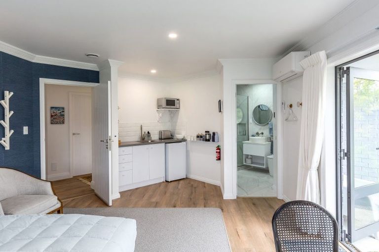 Photo of property in 95d Kuratawhiti Street, Greytown, 5794