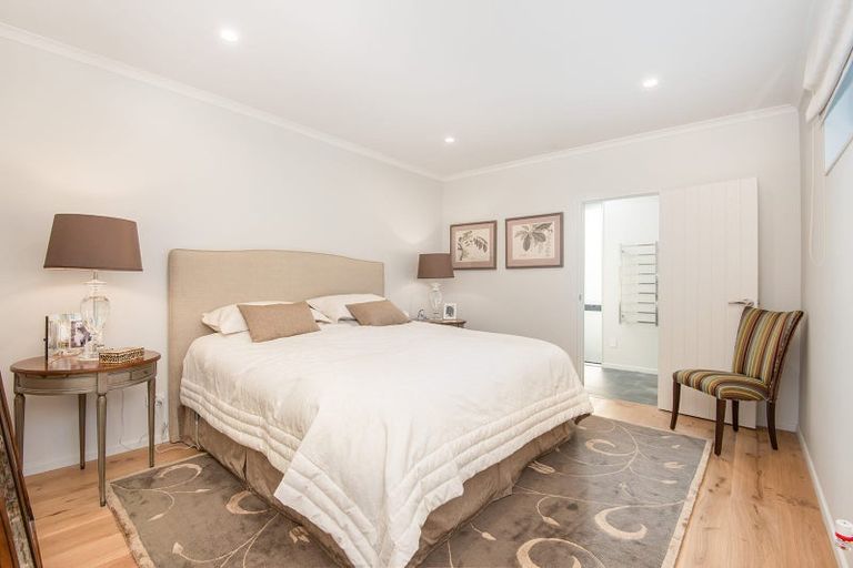 Photo of property in 24 Brugh Place, Andersons Bay, Dunedin, 9013