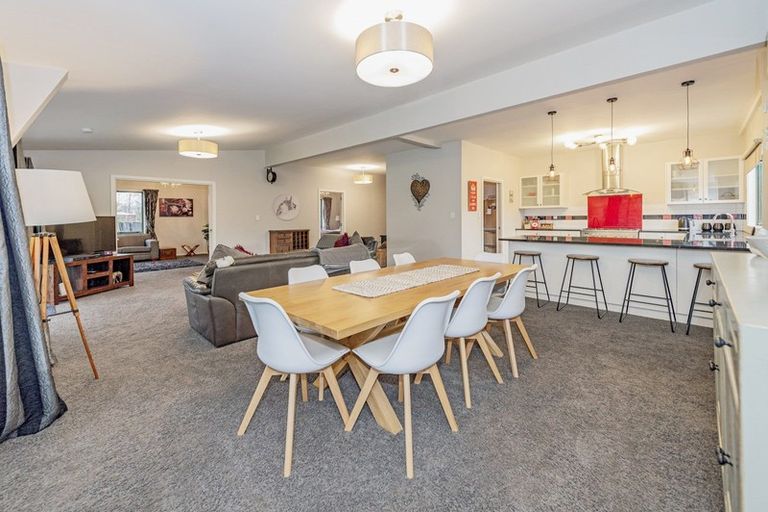 Photo of property in 13 Bridge Street, Southbridge, 7602