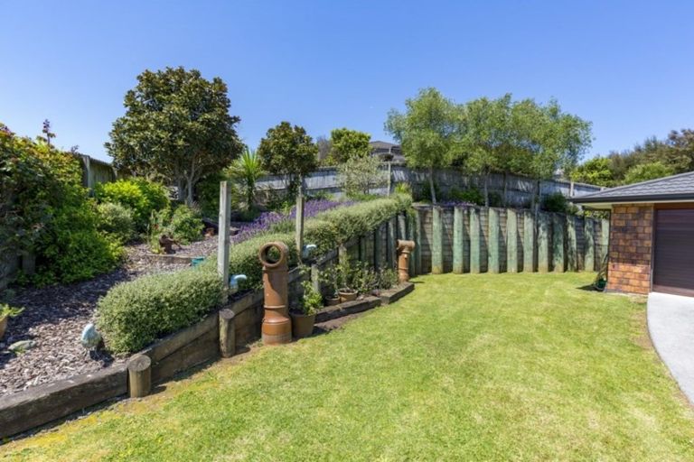 Photo of property in 9 Northvale Place, Pukekohe, 2120