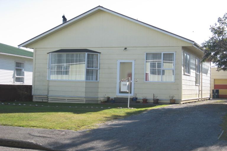 Photo of property in 129 Brittan Street, Hokitika, 7810