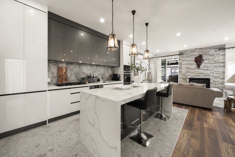 Photo of property in 9 Bremner Ridge Street, Flat Bush, Auckland, 2019