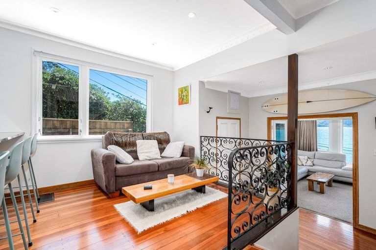 Photo of property in 62 Evans Bay Parade, Roseneath, Wellington, 6021