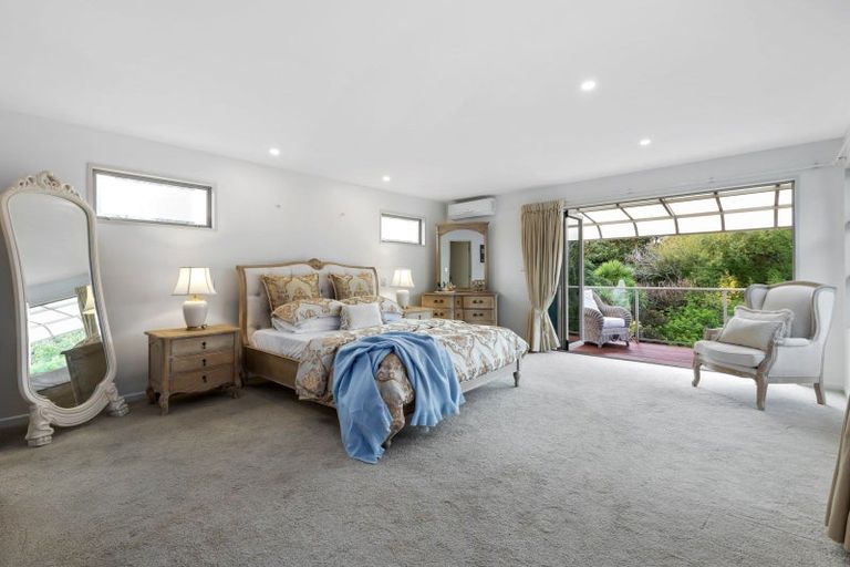 Photo of property in 5 Oakford Park Crescent, Greenhithe, Auckland, 0632