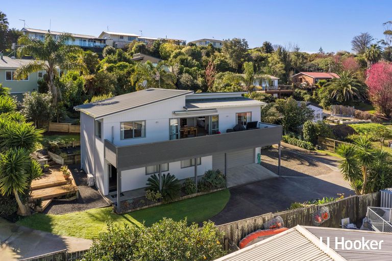 Photo of property in 128a Athenree Road, Athenree, Katikati, 3177