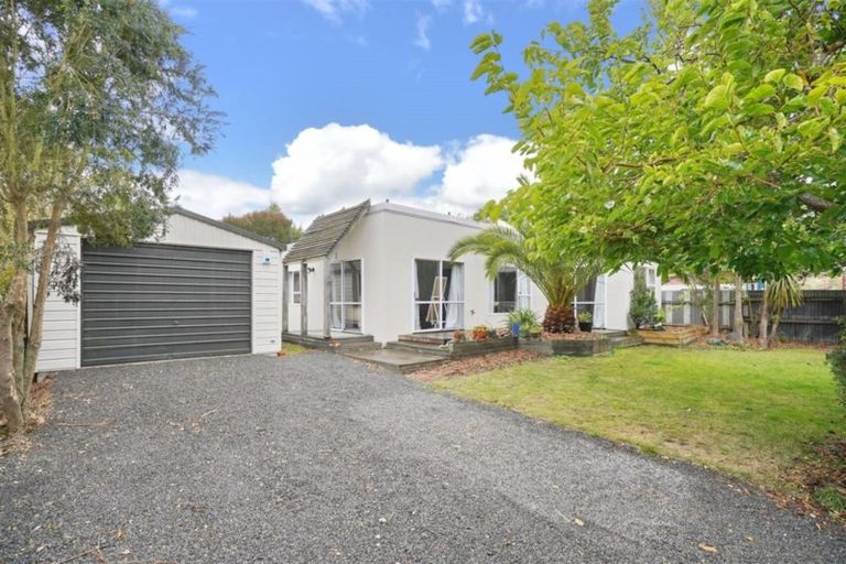 Photo of property in 64 Dunns Avenue, The Pines Beach, 7630