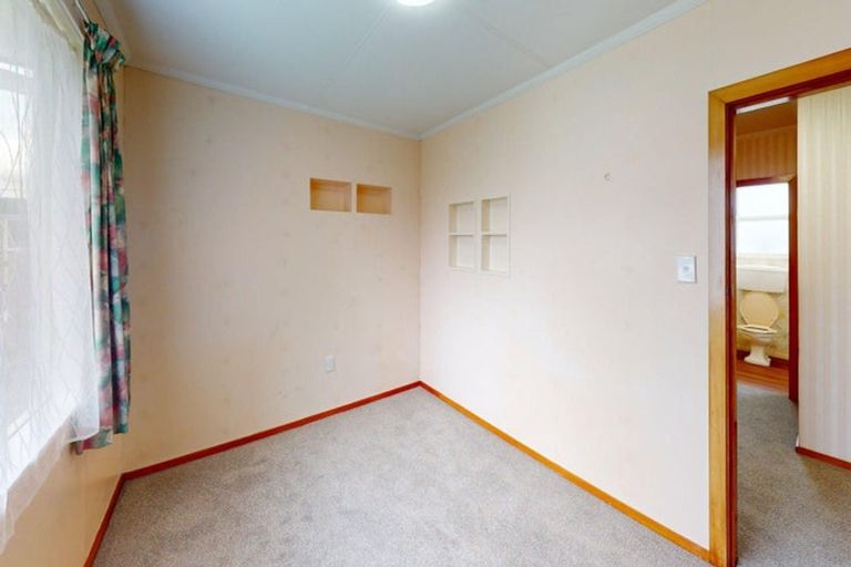 Photo of property in 5 Patea Place, Terrace End, Palmerston North, 4410