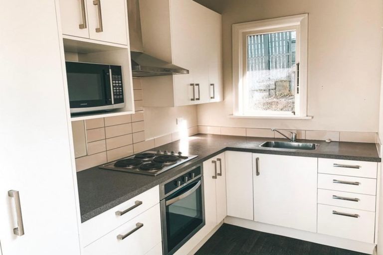 Photo of property in 116 Oakwood Avenue, Balaclava, Dunedin, 9011