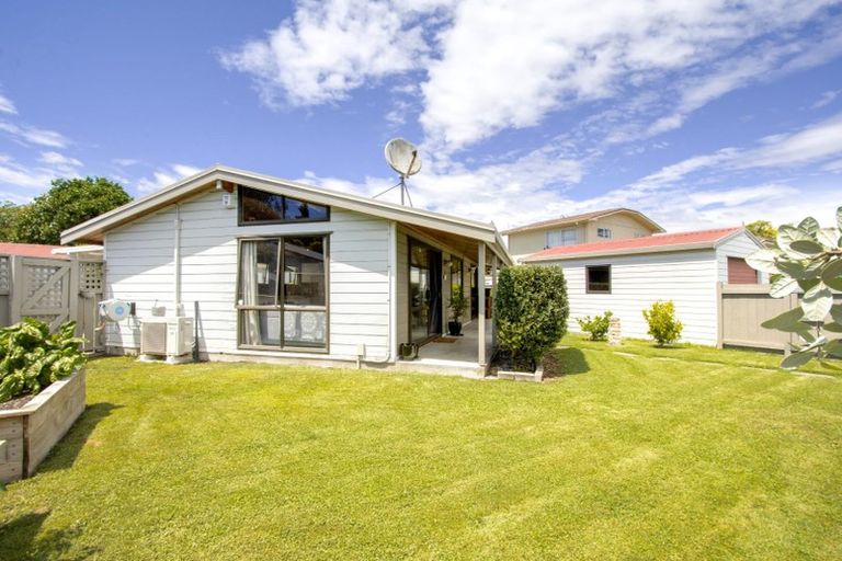 Photo of property in 1203a Karamu Road North, Mayfair, Hastings, 4122