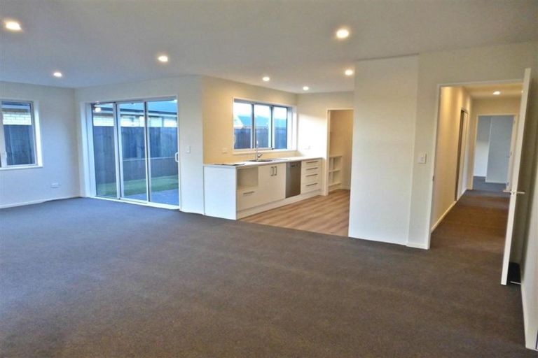 Photo of property in 41 Dalwood Crescent, Rolleston, 7614