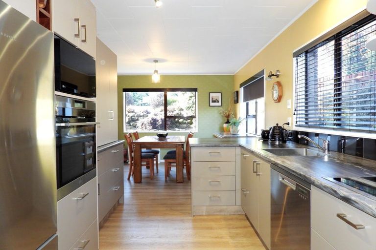 Photo of property in 15 Leven Street, South Hill, Oamaru, 9400