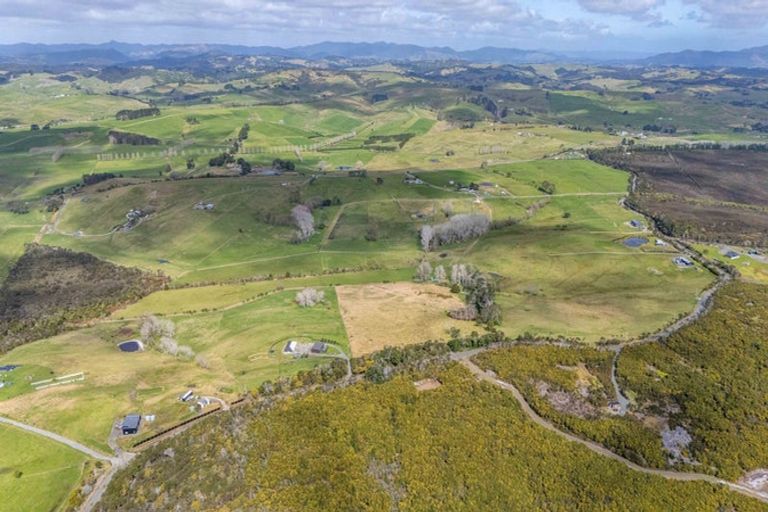 Photo of property in 164 Tahanga Road, Lake Ohia, 0483