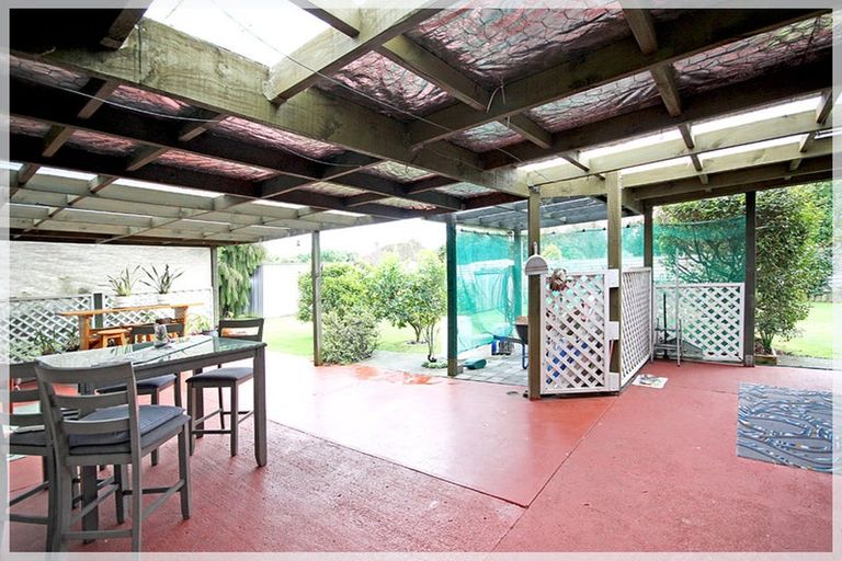 Photo of property in 12 Hillary Street, Foxton, 4814