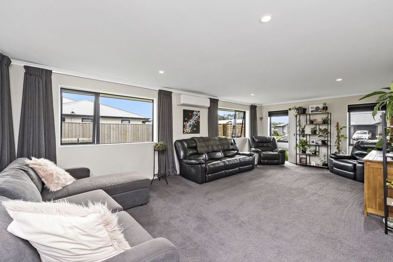 Photo of property in 74 Stationmasters Way, Prebbleton, 7604