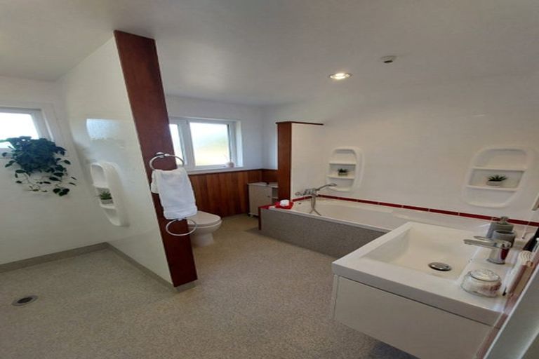 Photo of property in 16 Macdonalds Lane, Waikuku, Rangiora, 7473