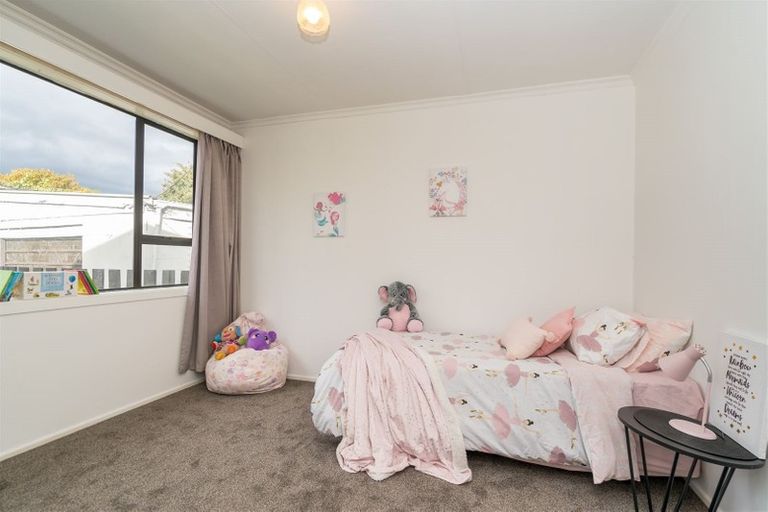 Photo of property in 15 High Street, Milton, 9220