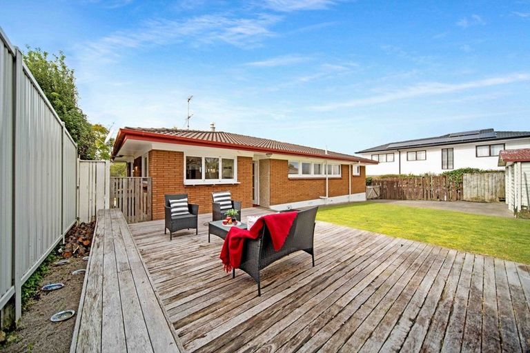 Photo of property in 15 Harford Place, Pakuranga Heights, Auckland, 2010