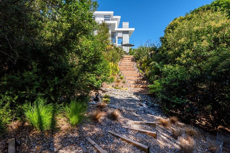 Photo of property in 824 Redoubt Road, Flat Bush, Auckland, 2019