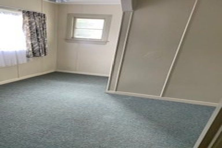 Photo of property in 300 Palmerston Street, Westport, 7825