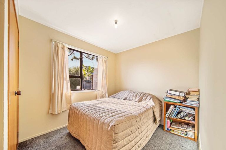 Photo of property in 7 Lismore Place, Papatoetoe, Auckland, 2025