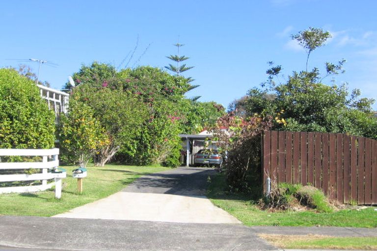 Photo of property in 1/3 Sentosa Place, Clover Park, Auckland, 2019