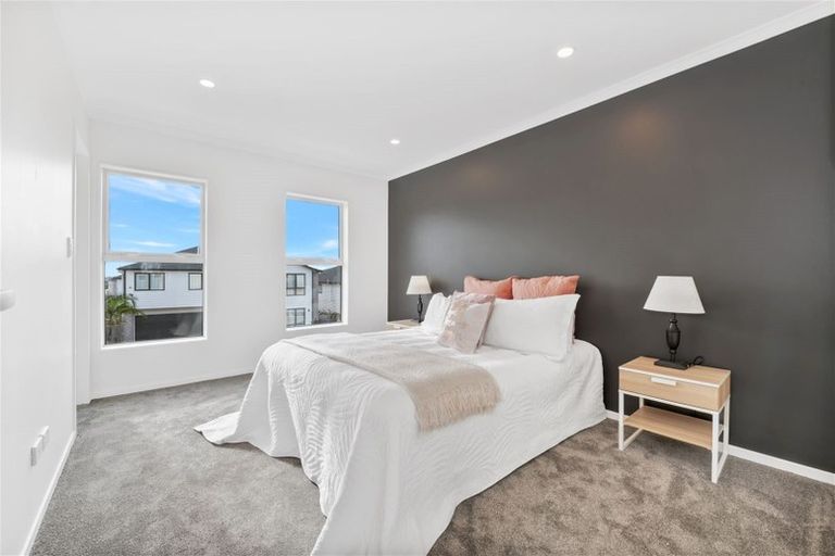 Photo of property in 13 Drumconnell Drive, Flat Bush, Auckland, 2019