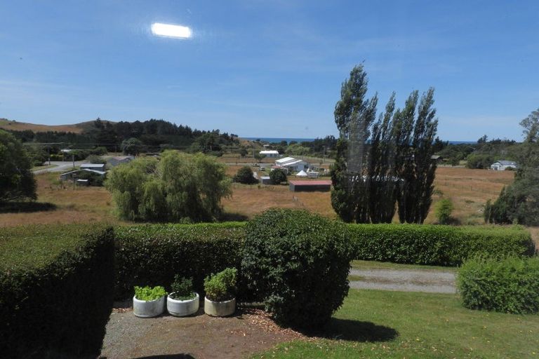 Photo of property in 15 Easons Road, Hampden, 9410