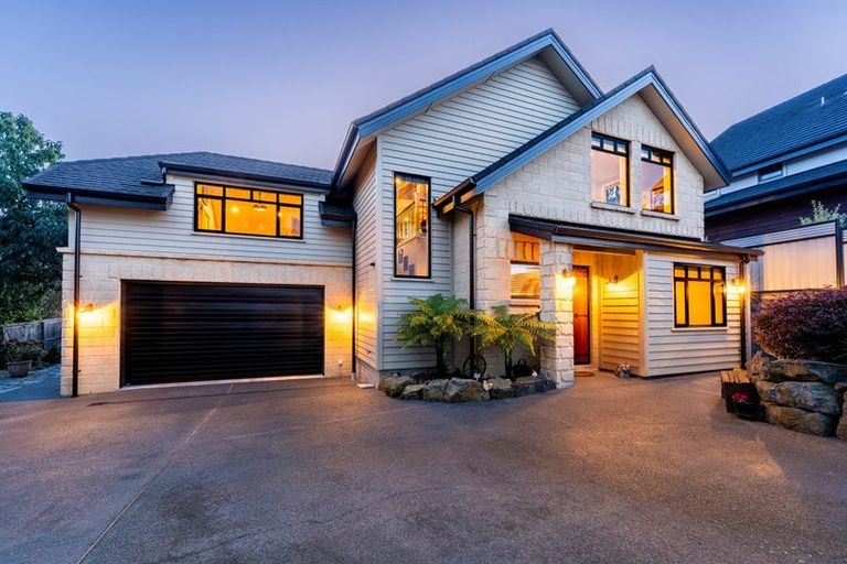 Photo of property in 15a Kitchener Square, Highfield, Timaru, 7910