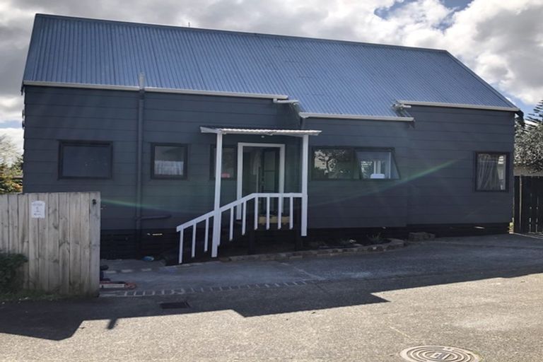 Photo of property in 2/19 Ferguson Street, Mangere East, Auckland, 2024