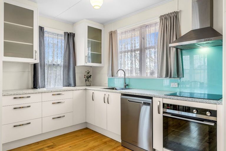 Photo of property in 4 Twynham Place, Aranui, Christchurch, 8061