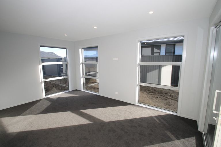 Photo of property in 15 Caledonia Drive, Mosgiel, 9024
