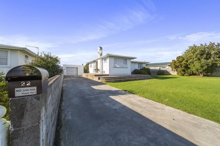 Photo of property in 22 Murray Avenue, Hawera, 4610